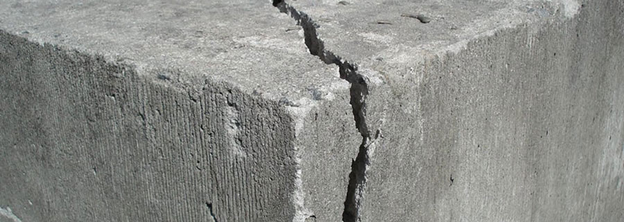 Crack control feature of concrete fibers