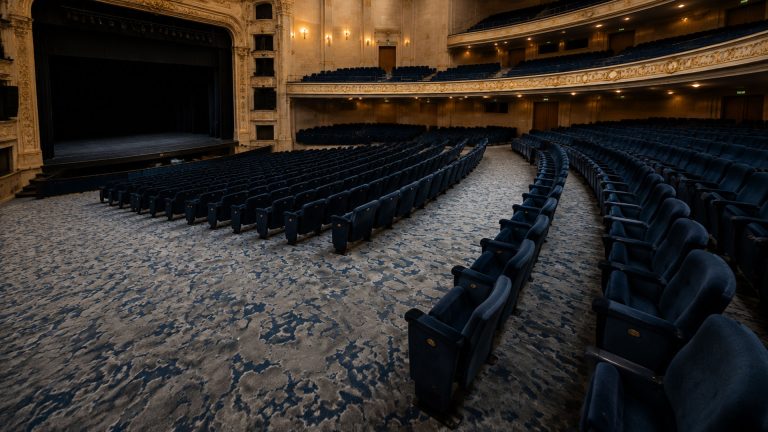 Iraq National Theater Opera Tufted Carpet 3 | ZarifCarpets